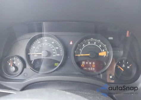 2015 Jeep Patriot Latitude z USA, uszkodzony, nr VIN 1C4NJRFB3FD189910